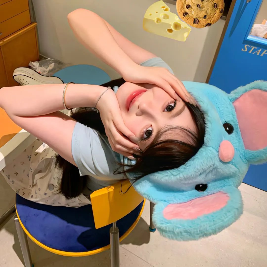 乌鸦与麻雀